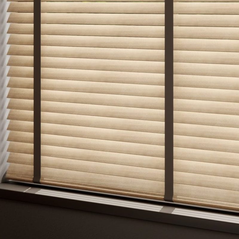 venetian blinds - Curtain Call